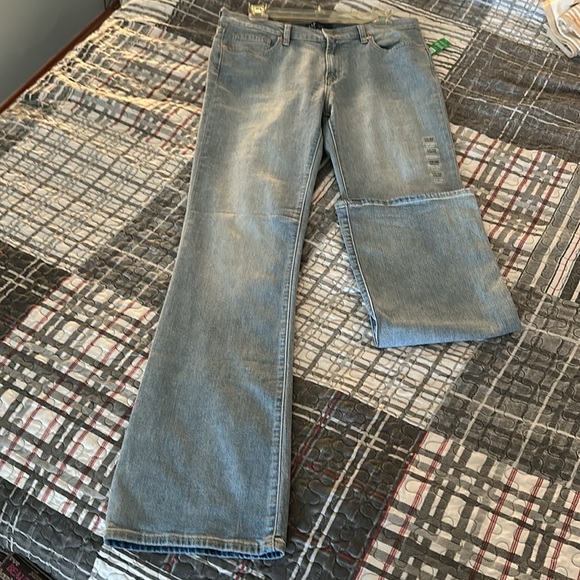 Mid Rise Bootcut Jeans - Picture 5 of 6